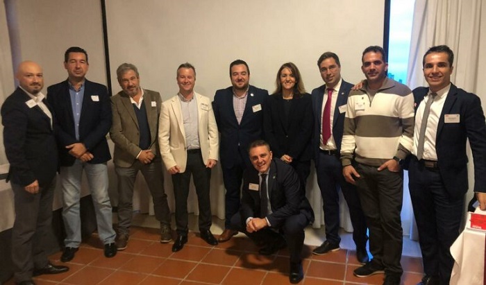 el ayuntamiento de nerja felicita a bni lidera nerja por su séptimo aniversario