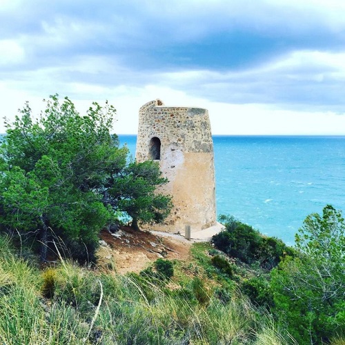 torre de la caleta maro
